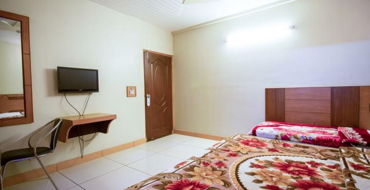 Hotel Fabexpress Alpine Agra  Zewnętrze zdjęcie