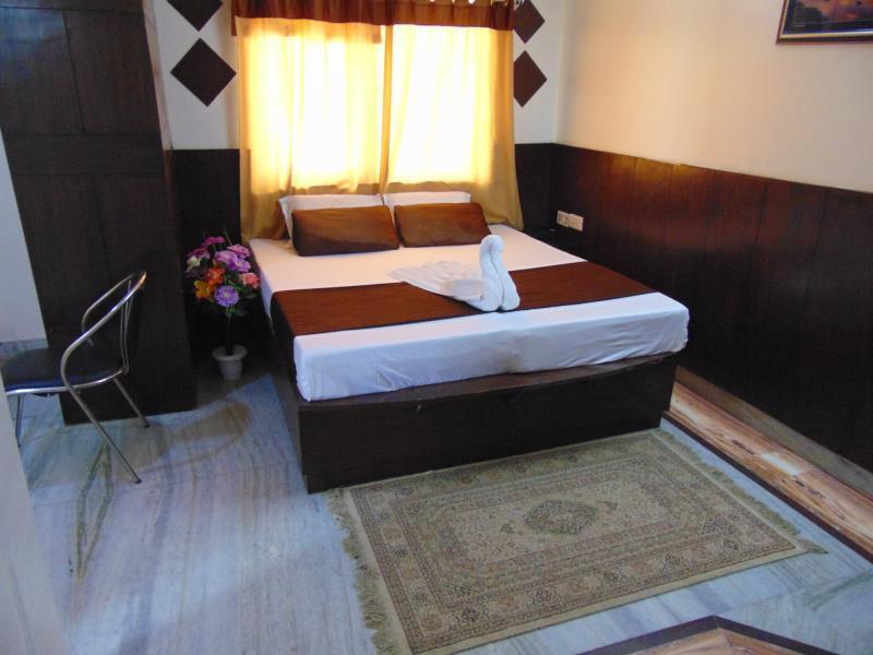 Hotel Fabexpress Alpine Agra  Zewnętrze zdjęcie